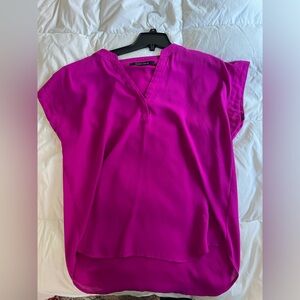 Cute flowy magenta shirt✨☺️